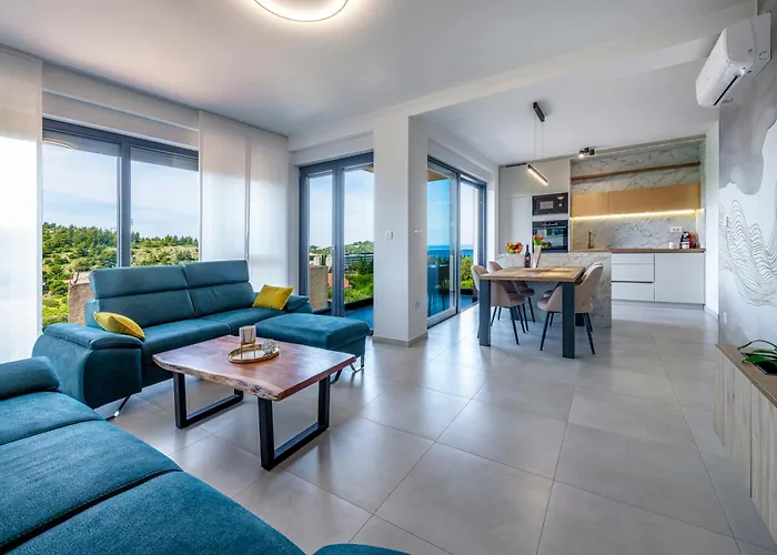 Tila Luxury Appartement *
